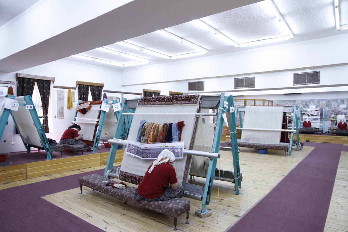 Sentez | T.C. Milli Eğitim Bakanlığı | Halk Eğitim Halıcılık Kursları